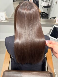 .
stylist  moeka

#縮毛矯正 
#美髪矯正 
#新潟市西区美容室 
#volerhairsalon